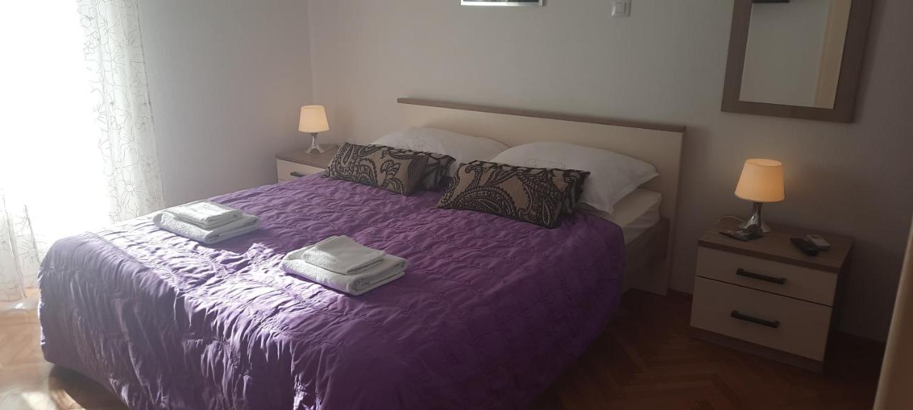 Apartments Villa Beba Komiža Extérieur photo